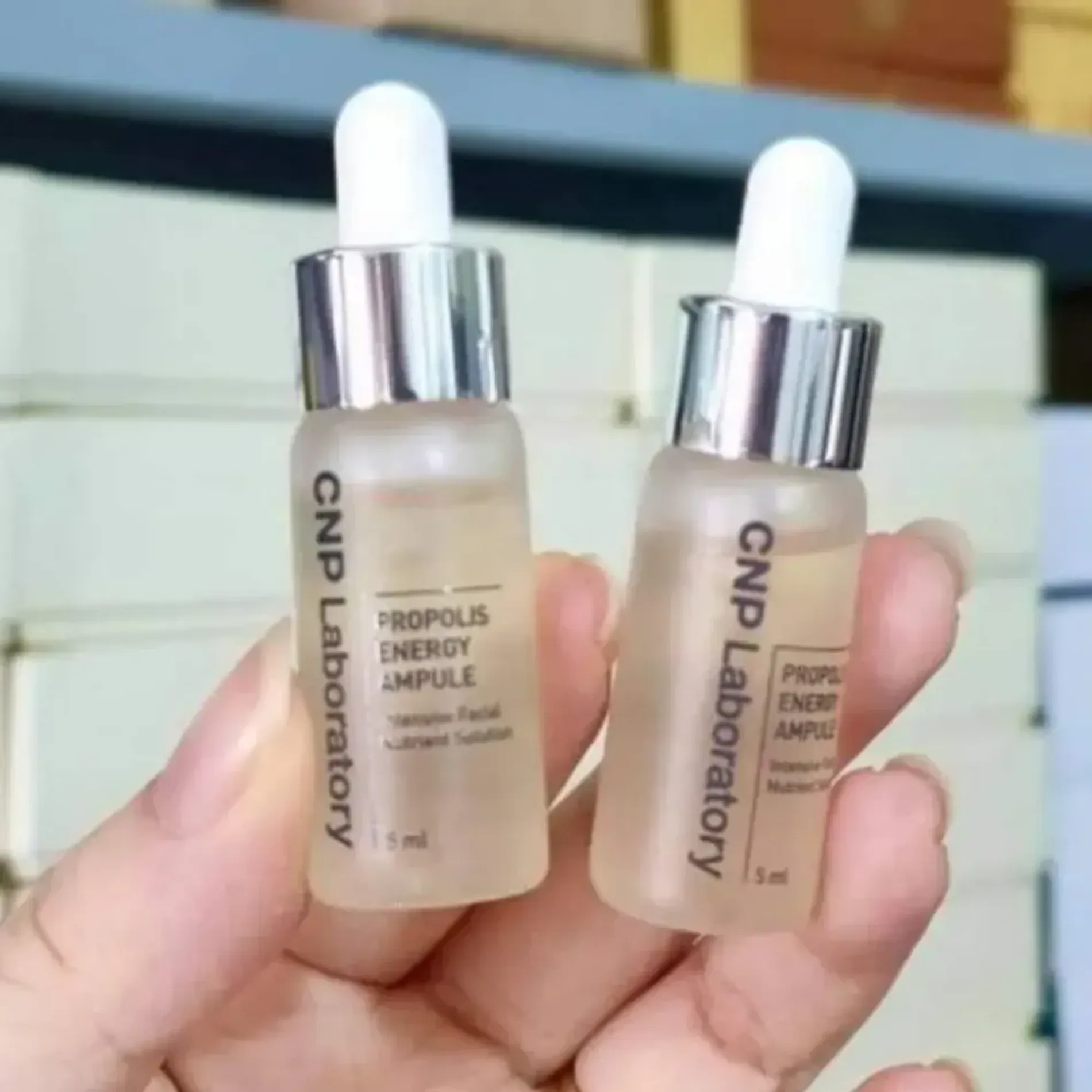 gift-3-tinh-chat-keo-ong-tai-tao-phuc-hoi-da-cnp-laboratory-propolis-energy-ampule-5ml-3