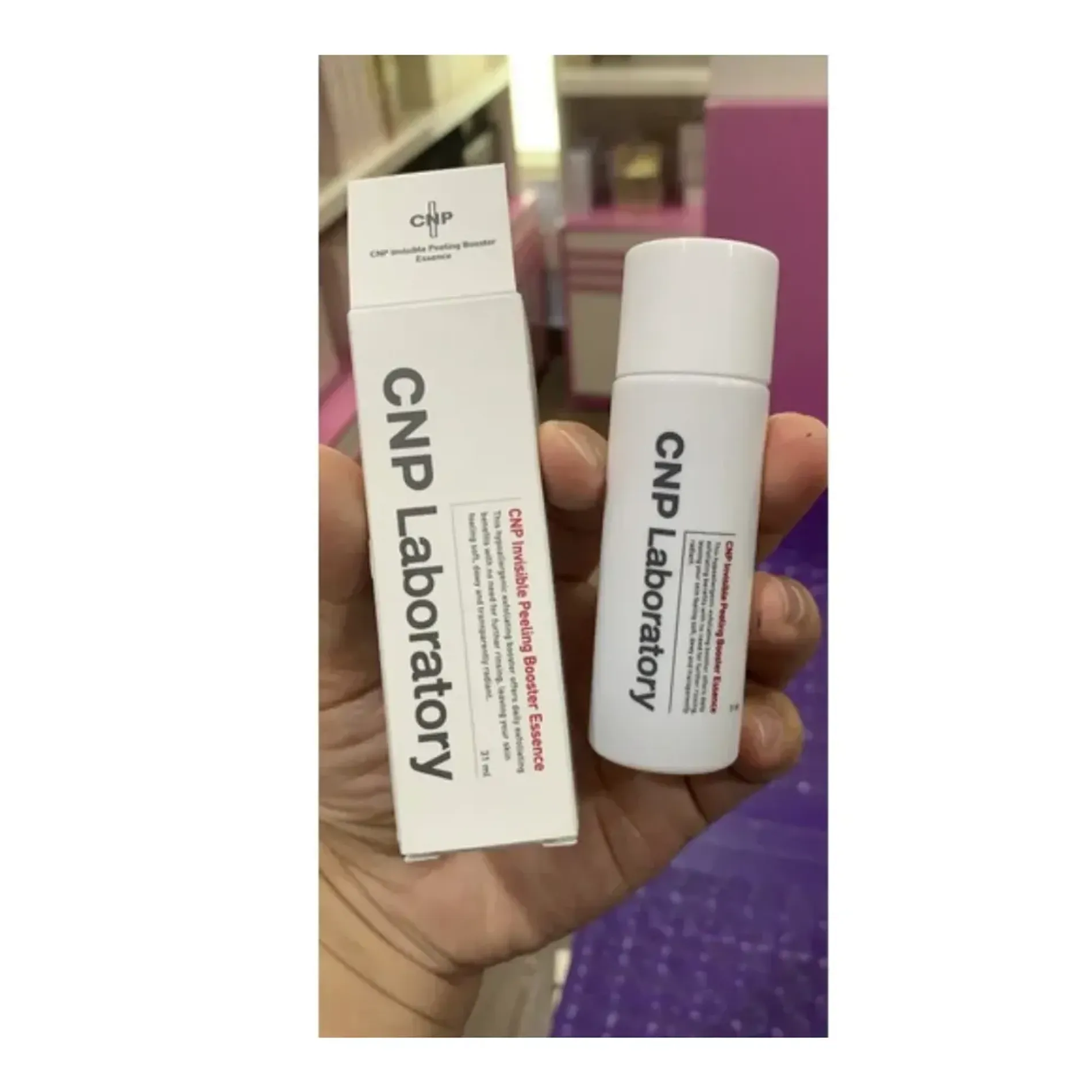 gift-combo-cnp-mini-duong-da-tinh-chat-phuc-hoi-tay-da-chet-chong-nang-2