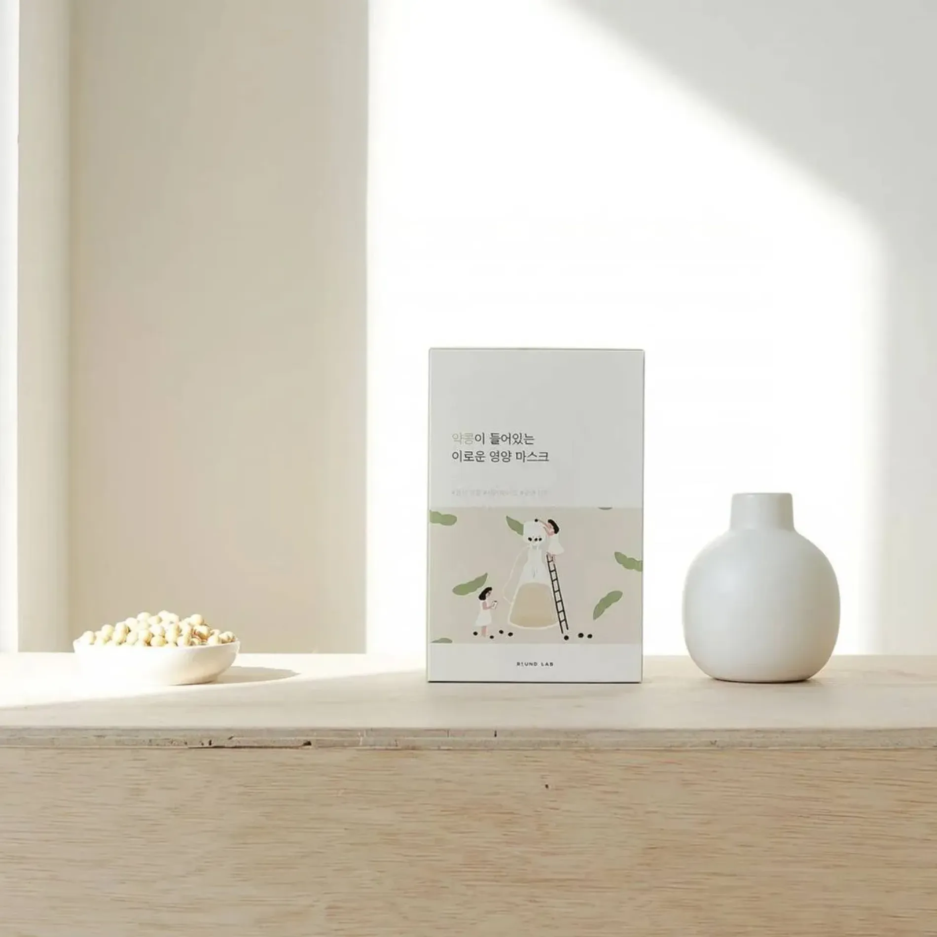 mat-na-round-lab-duong-am-da-chuyen-sau-chiet-xuat-dau-nanh-soybean-mask-27ml-4