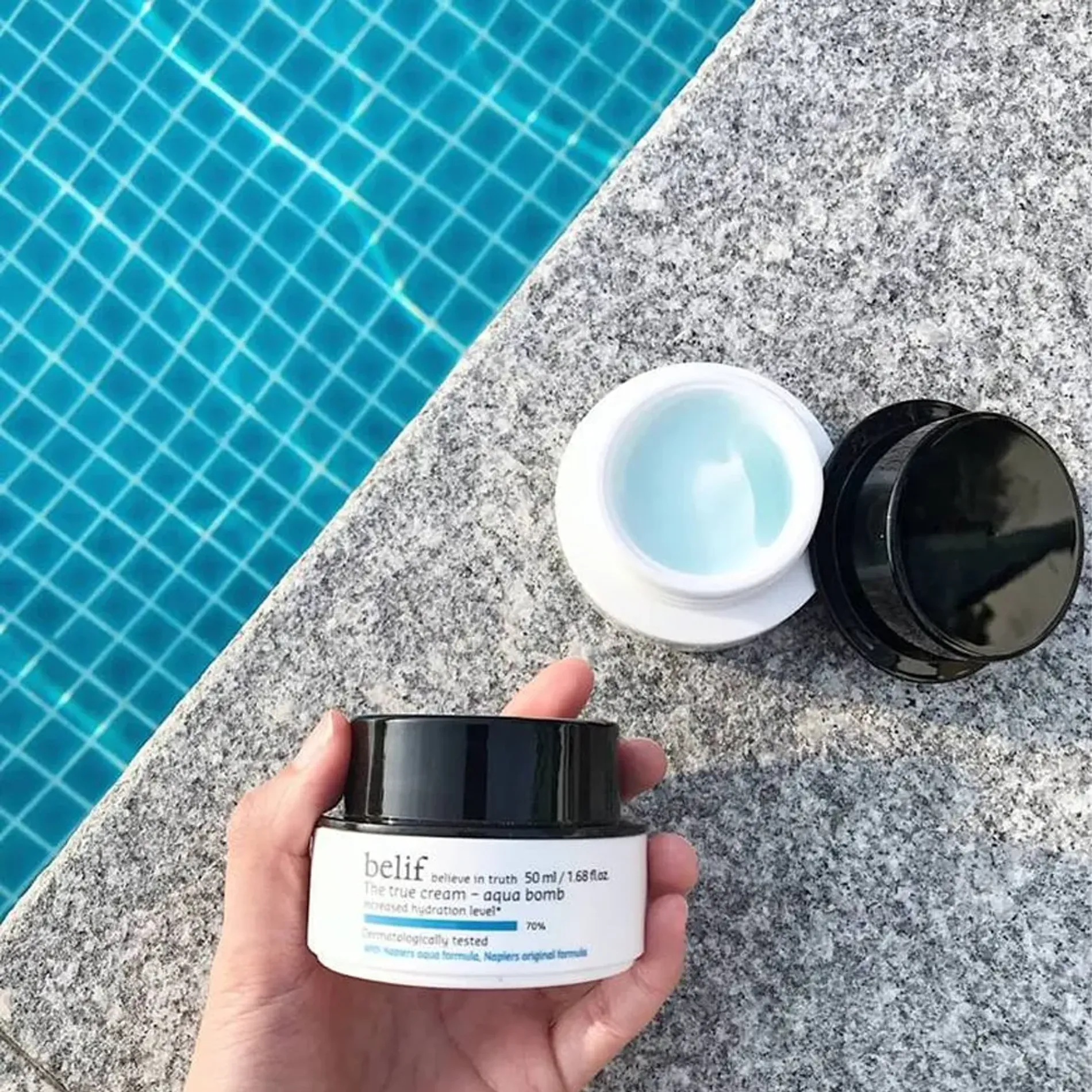 kem-cap-am-tuc-thi-belif-the-true-cream-aqua-bomb-5