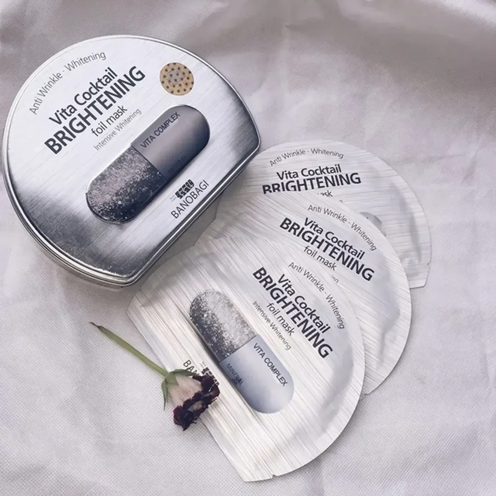mat-na-duong-sang-da-bnbg-vita-cocktail-brightening-foil-mask-30ml-4