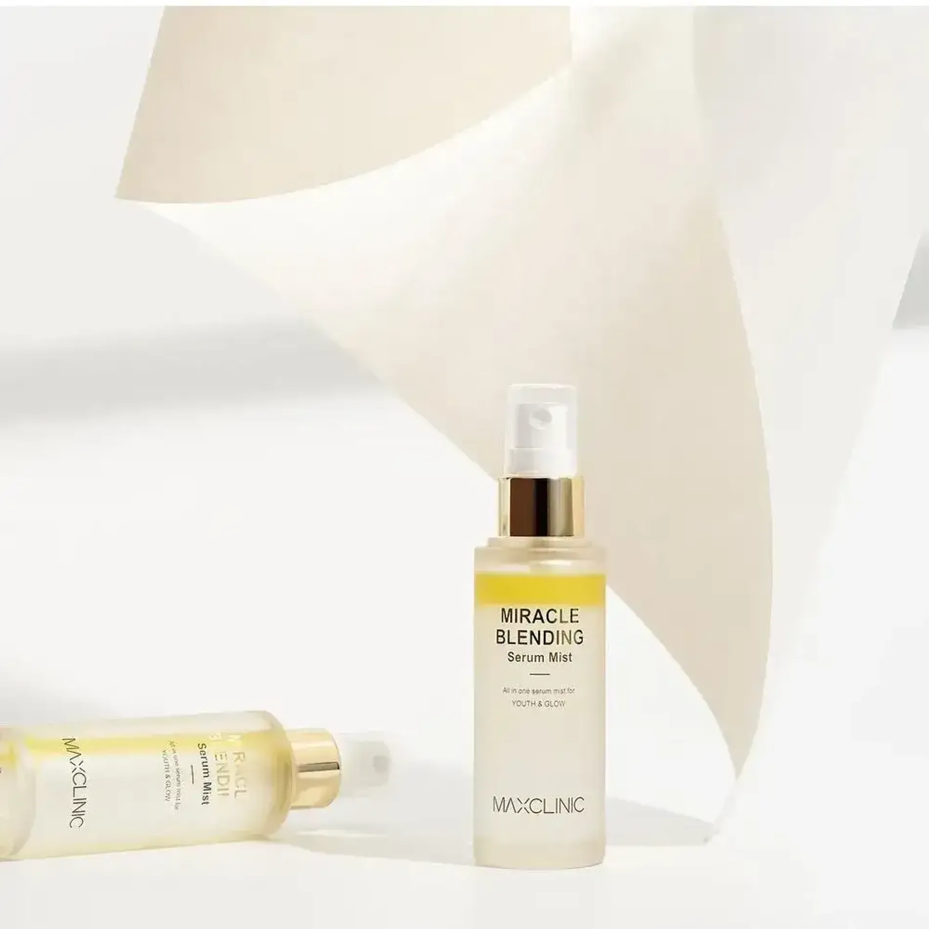 xit-khoang-duong-da-maxclinic-miracle-blending-serum-mist-50ml-1
