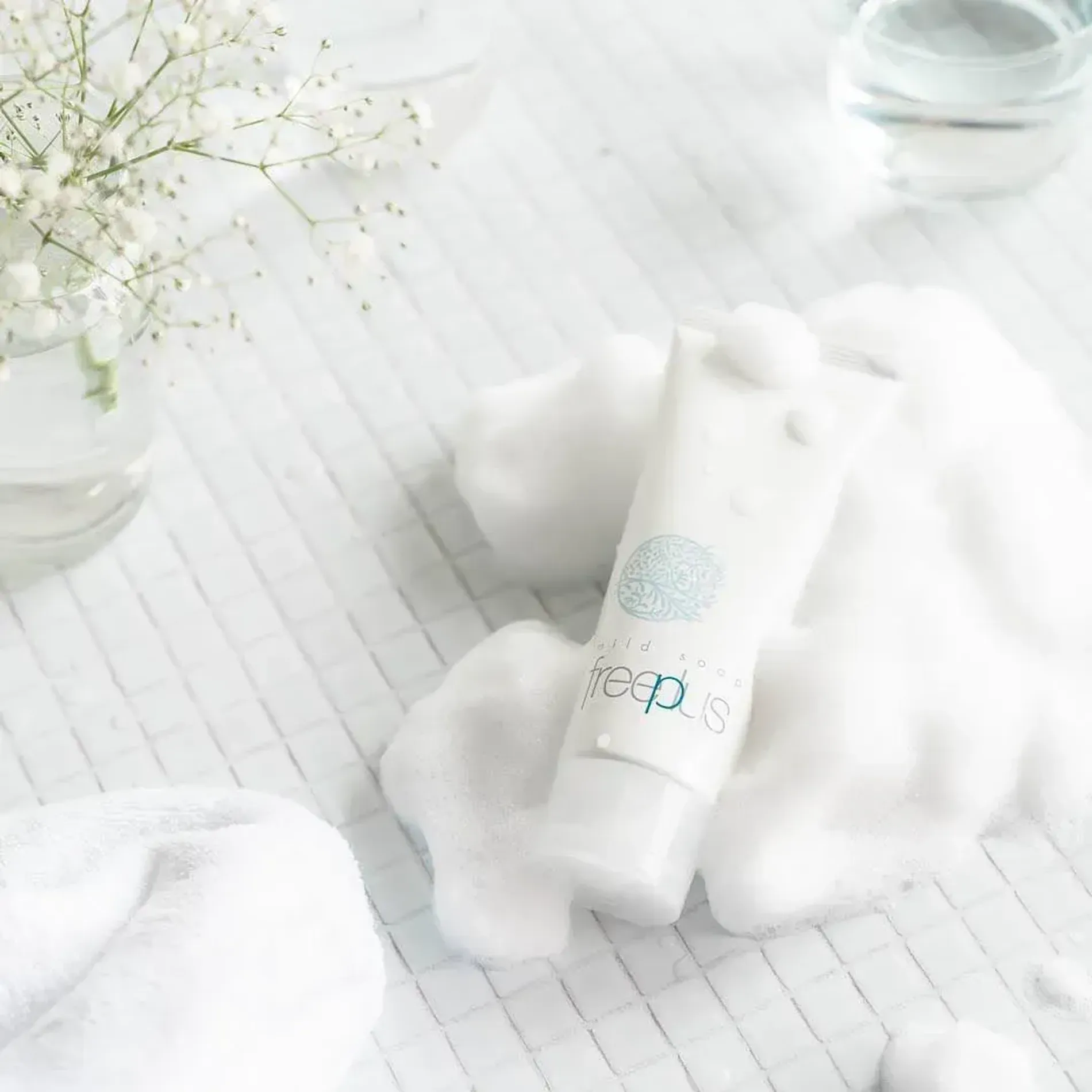 sua-rua-mat-duong-am-diu-nhe-freeplus-mild-soap-a-100g-3