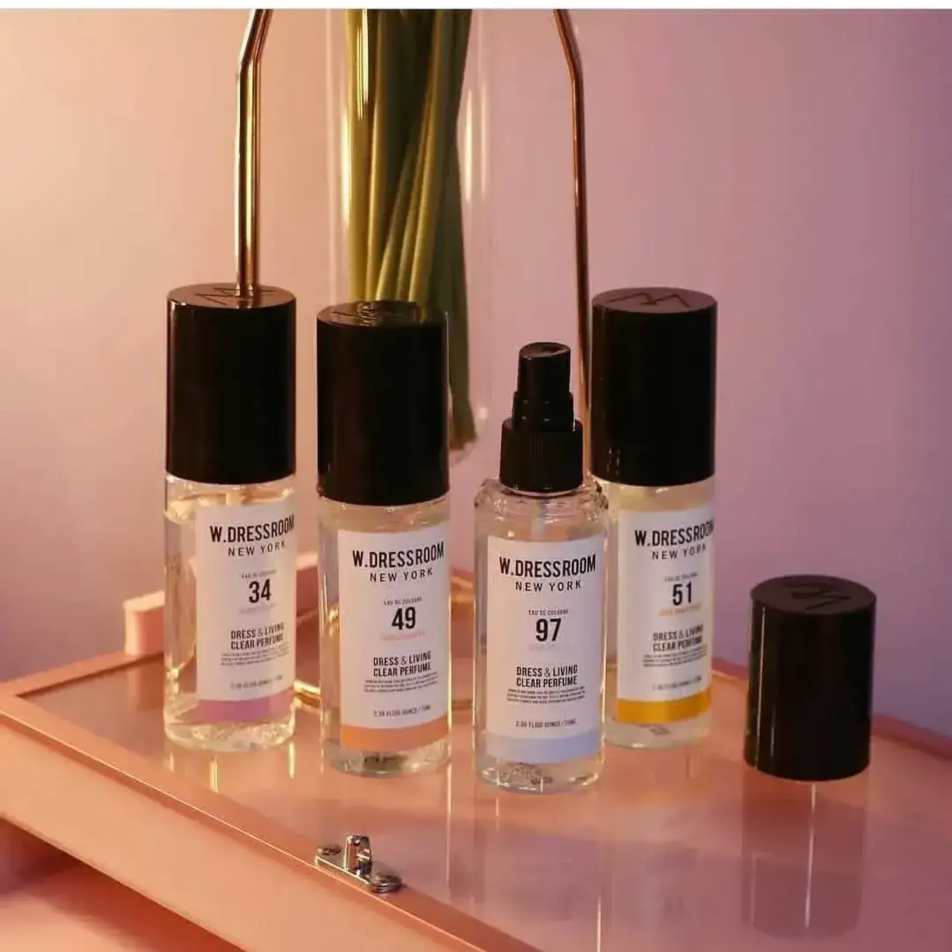 xit-thom-phong-w-dressroom-dress-living-clear-perfume-portable-no-97-april-cotton-70ml-4