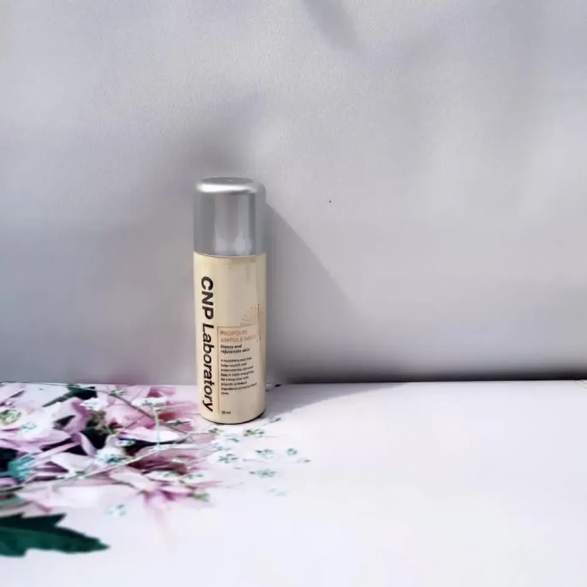 xit-khoang-tinh-chat-keo-ong-tai-tao-da-cnp-propolis-energy-ampule-mist-50ml-3