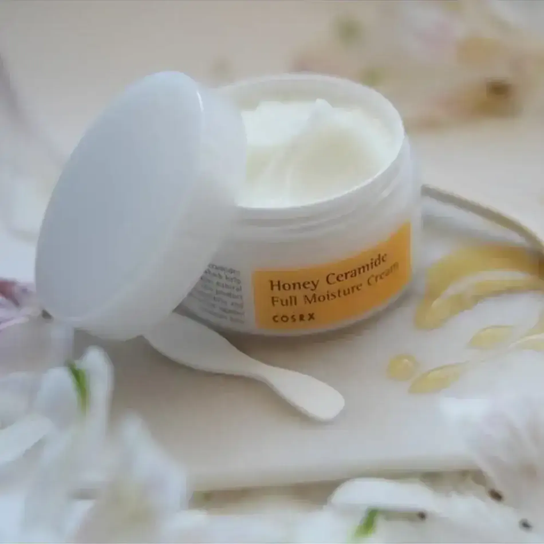 kem-duong-da-mat-honey-ceramide-full-moisture-cream-4