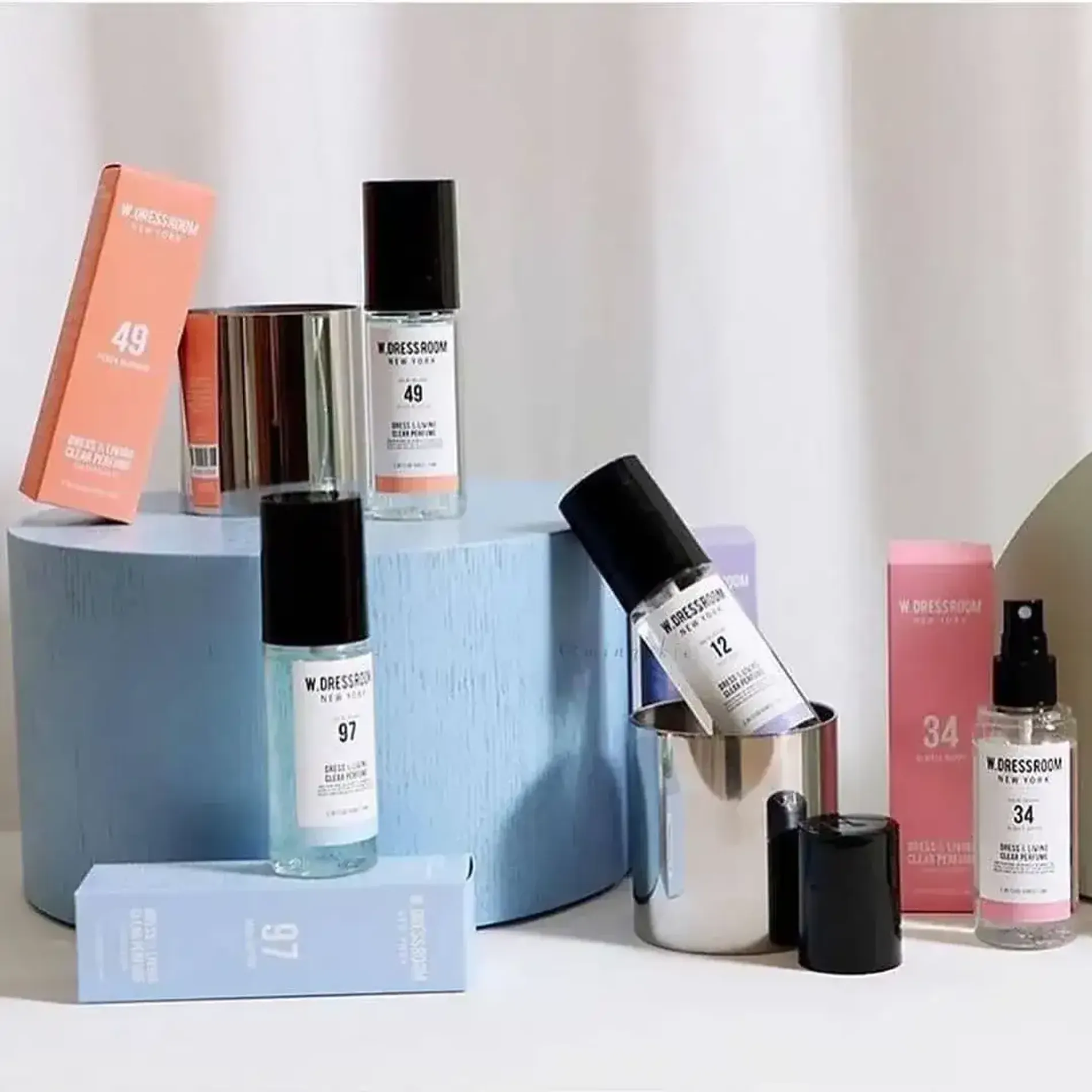 xit-thom-phong-w-dressroom-dress-living-clear-perfume-portable-no-97-april-cotton-70ml-2