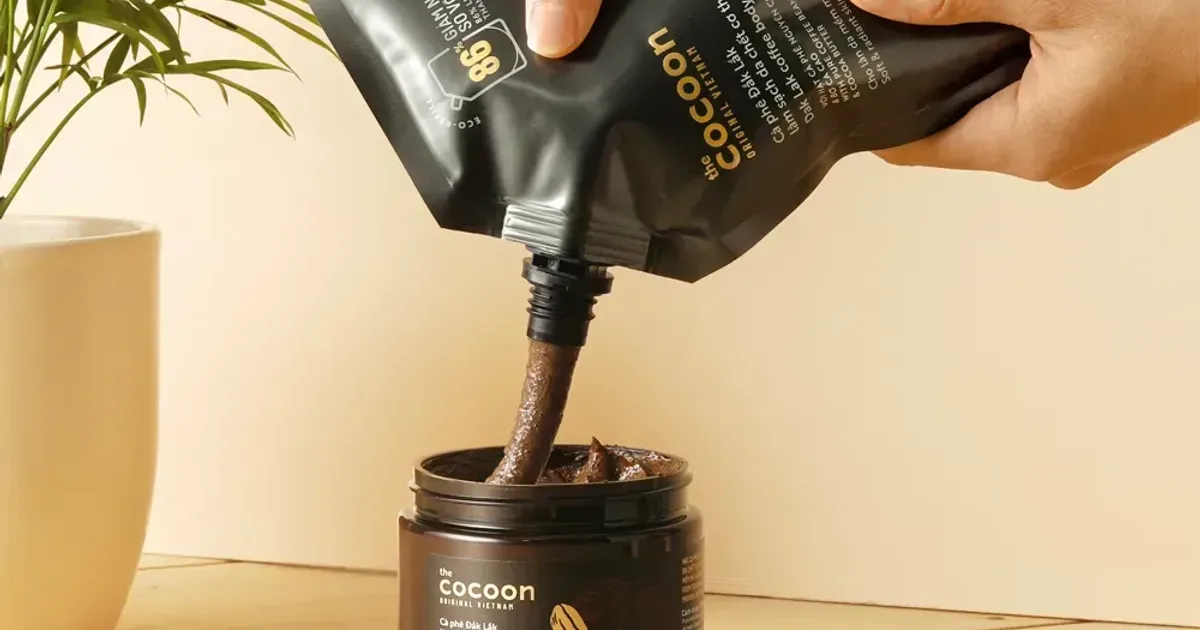 (Dạng Túi) Cà Phê Dak Lak Làm Sạch Da Chết Cơ Thể Cocoon Dak Lak Coffee Body Scrubs 600Ml