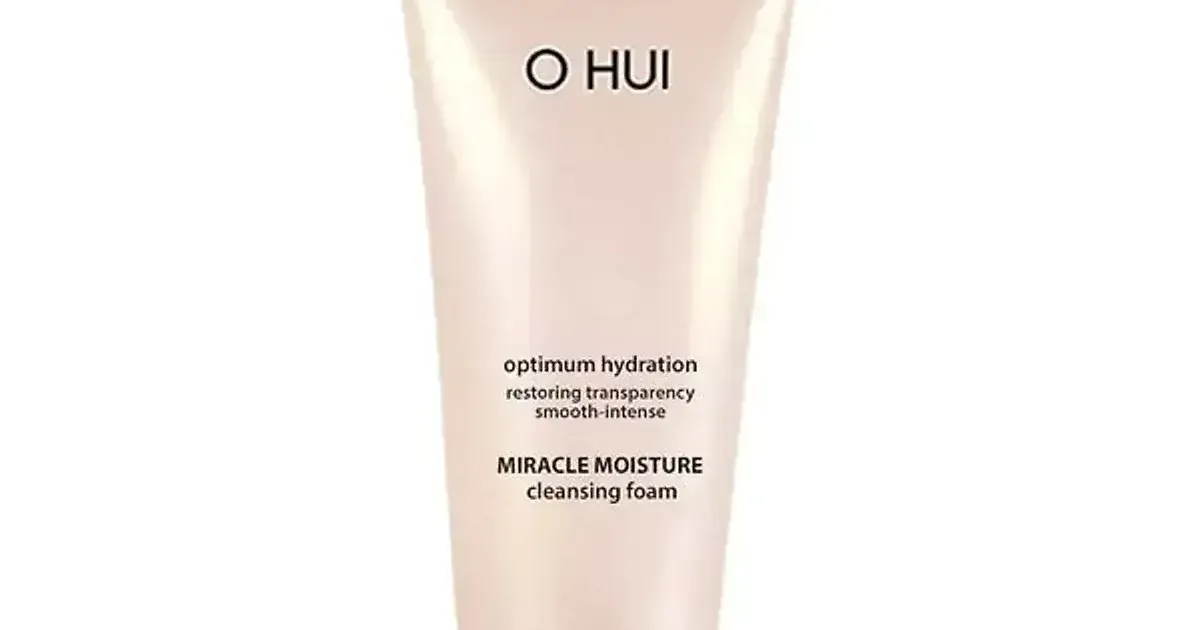 Sữa rửa mặt Ohui hồng 100ml