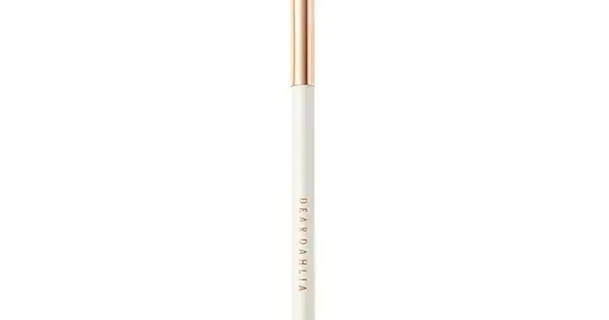 Cọ Trang Điểm Mắt Bảng Dẹt Dear Dahlia Brush #153