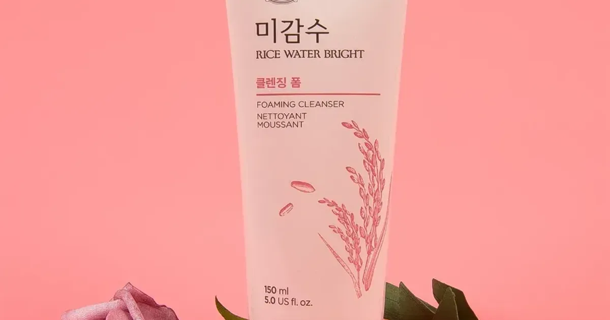 Review sữa rửa mặt sáng da The Face Shop Rice Water Bright Cleansing Foam nổi tiếng