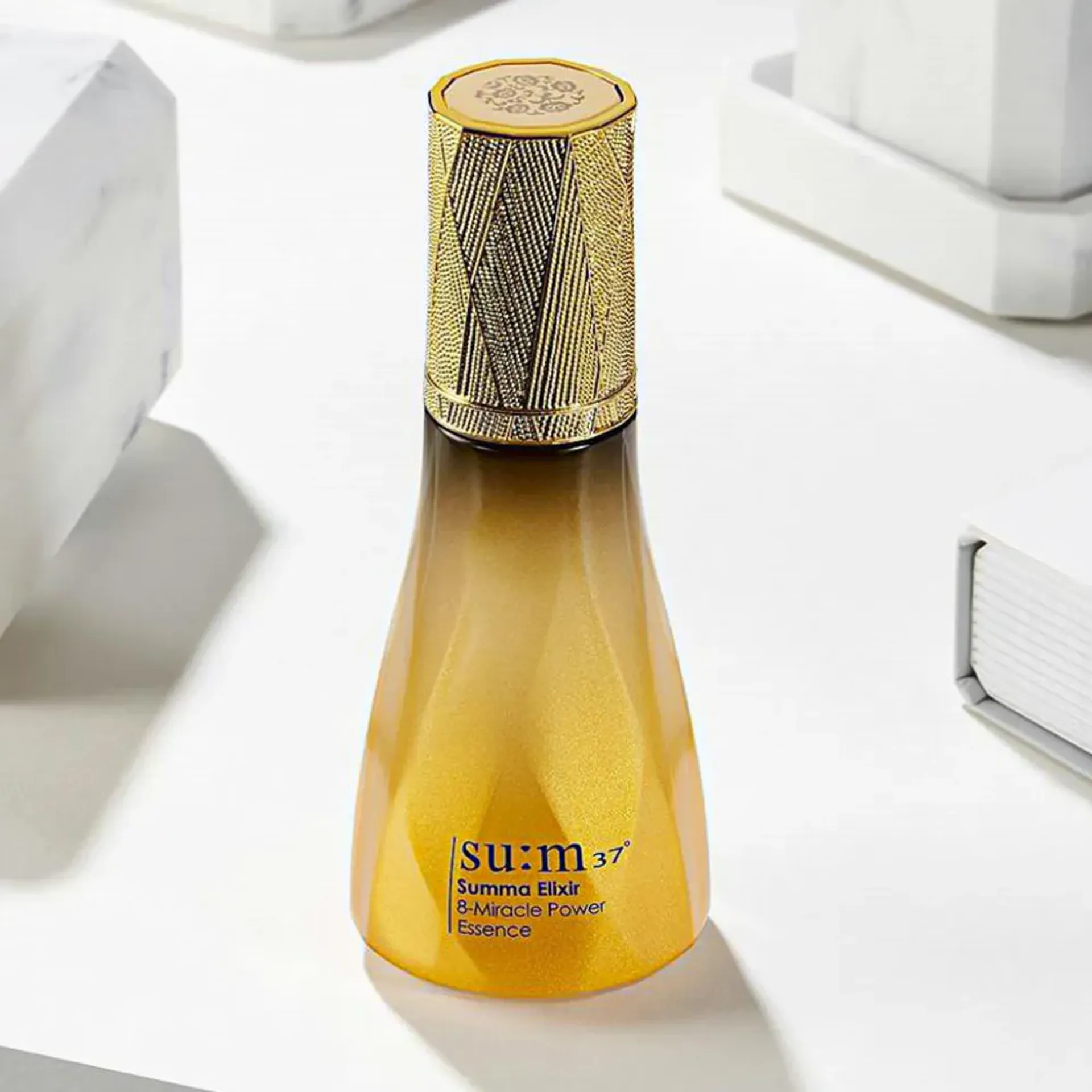 Tinh Chất Su:m37° Summa Elixir 8-Miracle Essence 60ml
