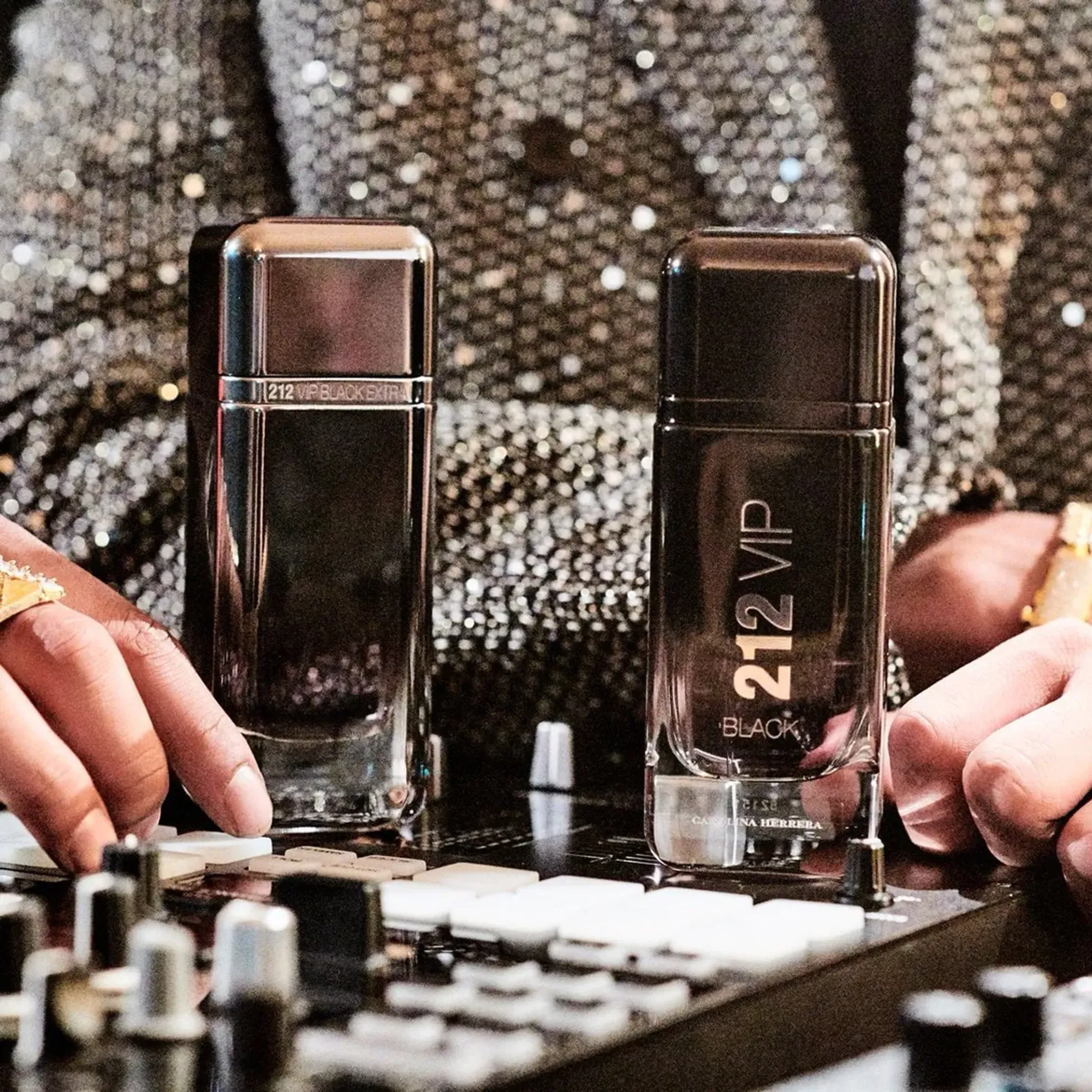 Nước Hoa Nam Carolina Herrera 212 Vip Black NS 100ml
