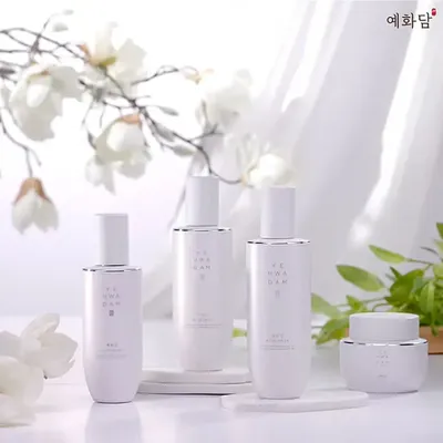 kem-duong-sang-trang-da-yehwadam-jeju-magnolia-pure-brightening-cream-50ml-11