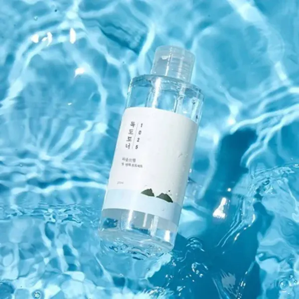 nuoc-can-bang-round-lab-can-bang-do-ph-1025-dokdo-toner-200ml-3