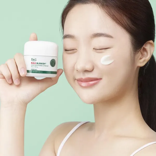 new-kem-duong-danh-cho-da-mun-drg-red-blemish-clear-soothing-cream-70ml-2