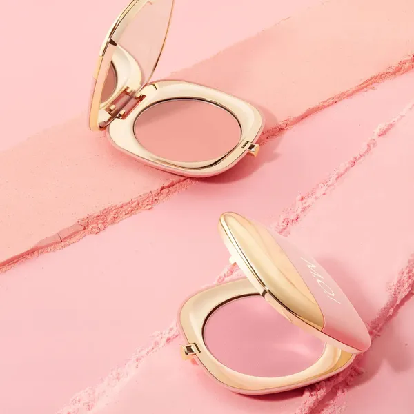 phan-ma-hong-moi-blusher-3