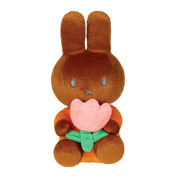 melanie-tulip-vipo-melanie-with-tulip-plush-1