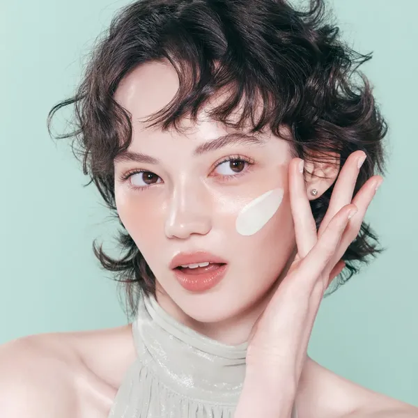 kem-lot-thuan-chay-dear-dahlia-hieu-chinh-sac-da-prime-layer-correcting-primer-spf50-pa-40ml-3