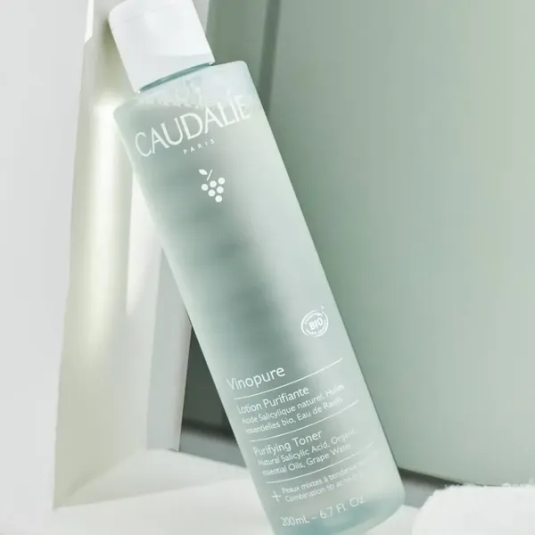 nuoc-can-bang-cho-da-dau-mun-caudalie-vinopure-purifying-toner-400ml-3