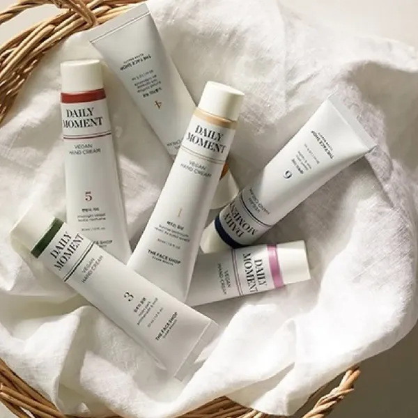 kem-duong-da-tay-the-face-shop-thuan-chay-daily-moment-vegan-hand-cream-30ml-2