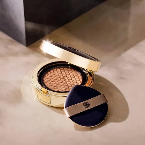 phan-nuoc-che-khuyet-diem-ohui-ultimate-cover-cushion-satin-finish-15g-tang-kem-loi-1