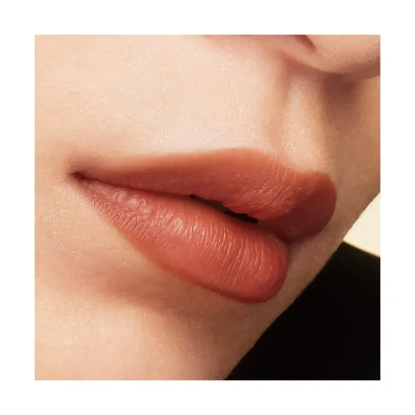 son-li-lau-troi-shu-uemura-rouge-unlimited-kinu-matte-33g-3