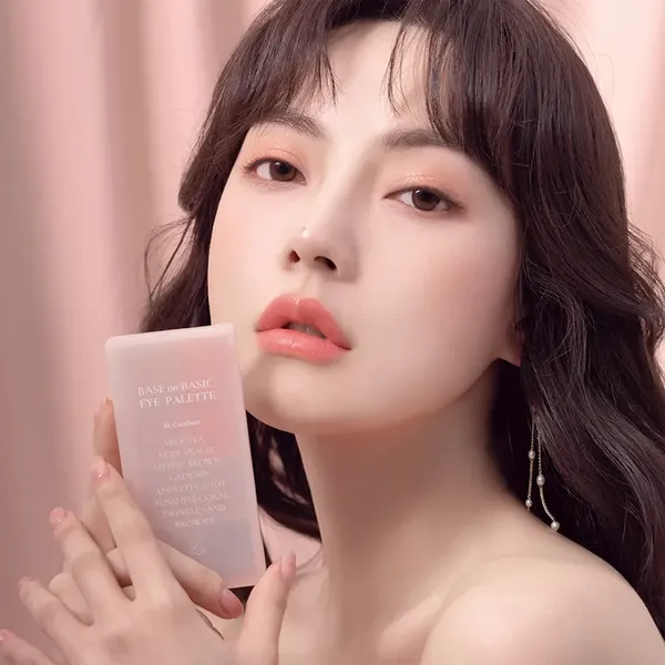 phan-mat-8-o-bom-base-on-basic-eye-palette-01-coralism-12g-5