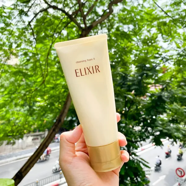 sua-rua-mat-elixir-tao-bot-tre-hoa-da-superieur-cleansing-foam-ii-145g-4