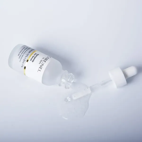 tinh-chat-cai-thien-nam-carenel-niacinamide-10-zinc-1-serum-30ml-2