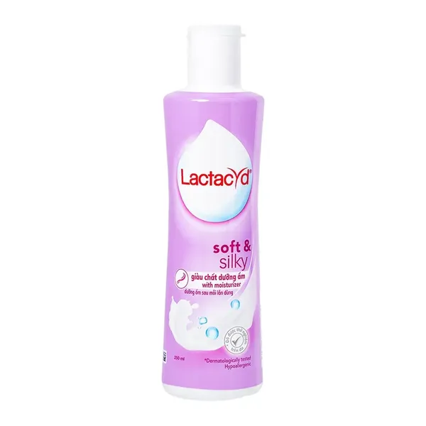 dung-dich-ve-sinh-phu-nu-duong-am-da-lactacyd-soft-and-silky-250ml-3