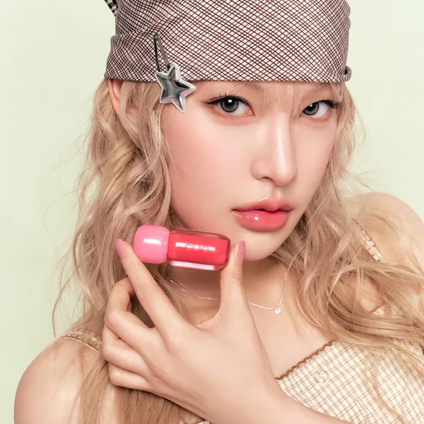 clio-volumate-gloss-1