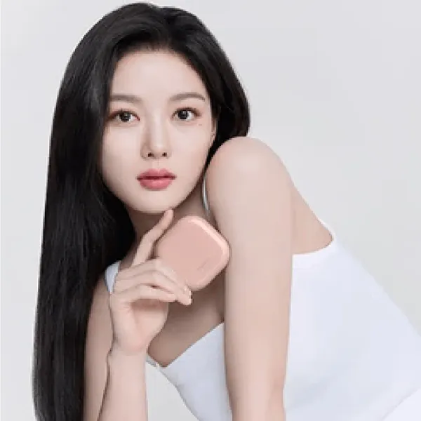 phan-nuoc-giup-da-cang-bong-tu-nhien-laneige-neo-cushion-glow-15g2-7