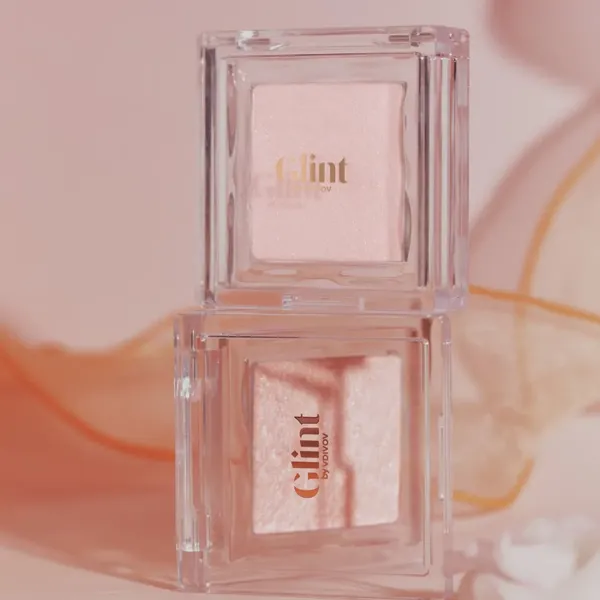 phan-ma-hong-glint-baked-blush-24g-10
