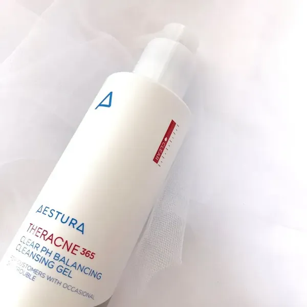 gel-rua-mat-sang-da-aestura-theracne-365-ph-cleansing-gel-200ml-2
