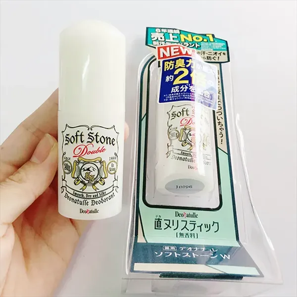 lan-khu-mui-mat-lanh-deonatulle-soft-stone-double-deodorant-20g-4