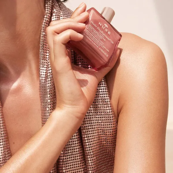 dau-duong-nuxe-cap-am-cho-da-kho-nhay-cam-4