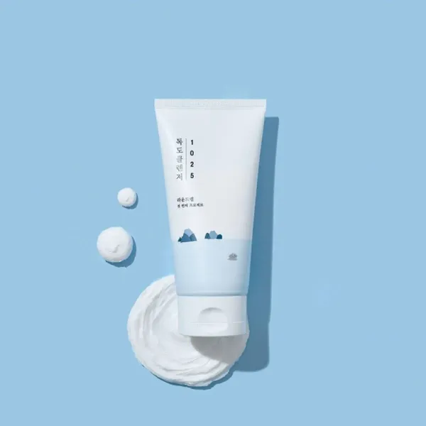 sua-rua-mat-round-lab-lam-sach-diu-nhe-kiem-soat-dau-thua-1025-dokdo-cleanser-150ml-4
