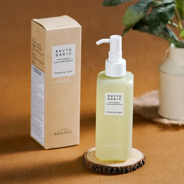 nuoc-tay-trang-thao-moc-beyond-phytoganic-cleansing-liquid-200ml-2