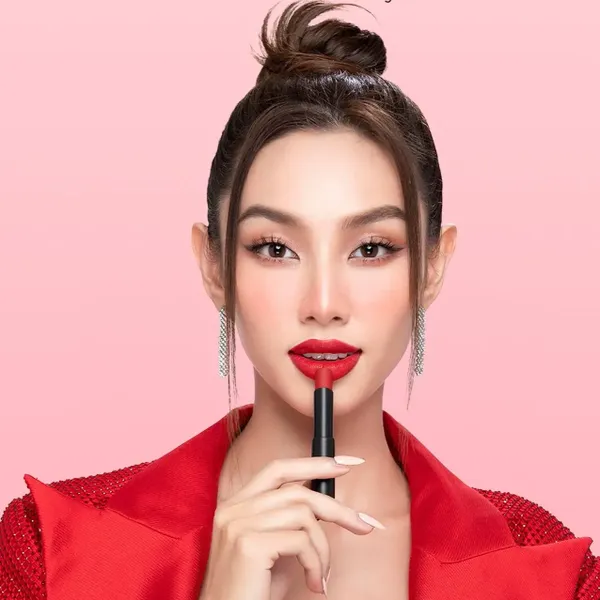 phien-ban-gioi-han-by-thuy-tien-son-thoi-sap-love-m-o-i-matte-liquid-lipstick-3-5g-3