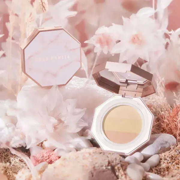 phan-phu-dear-dahlia-blooming-edition-sheer-light-finishing-powder-everlasting-9-5g-1