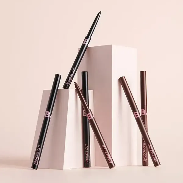 chi-ke-mat-b-by-banila-smudge-out-detail-liner-0-1g-3