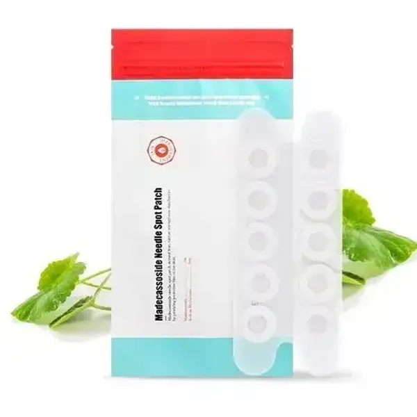 mieng-dan-mun-a-pieu-madecassoside-needle-spot-patch-1
