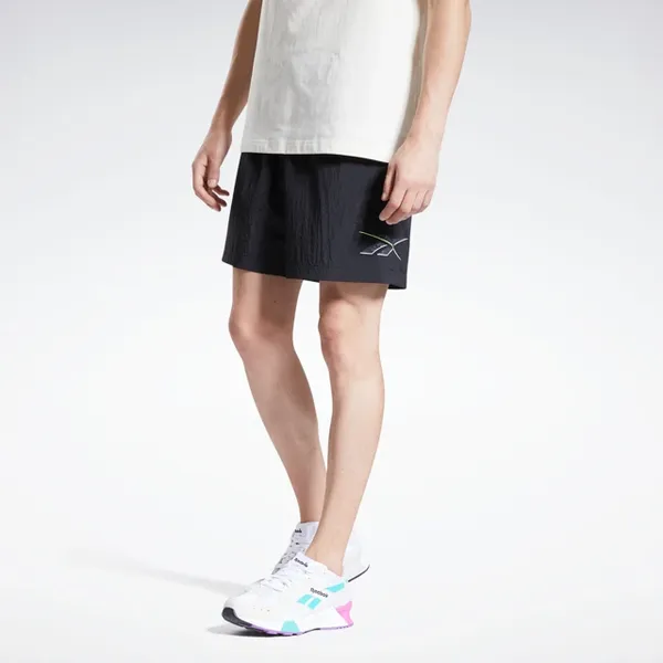 M Cl Wv Short