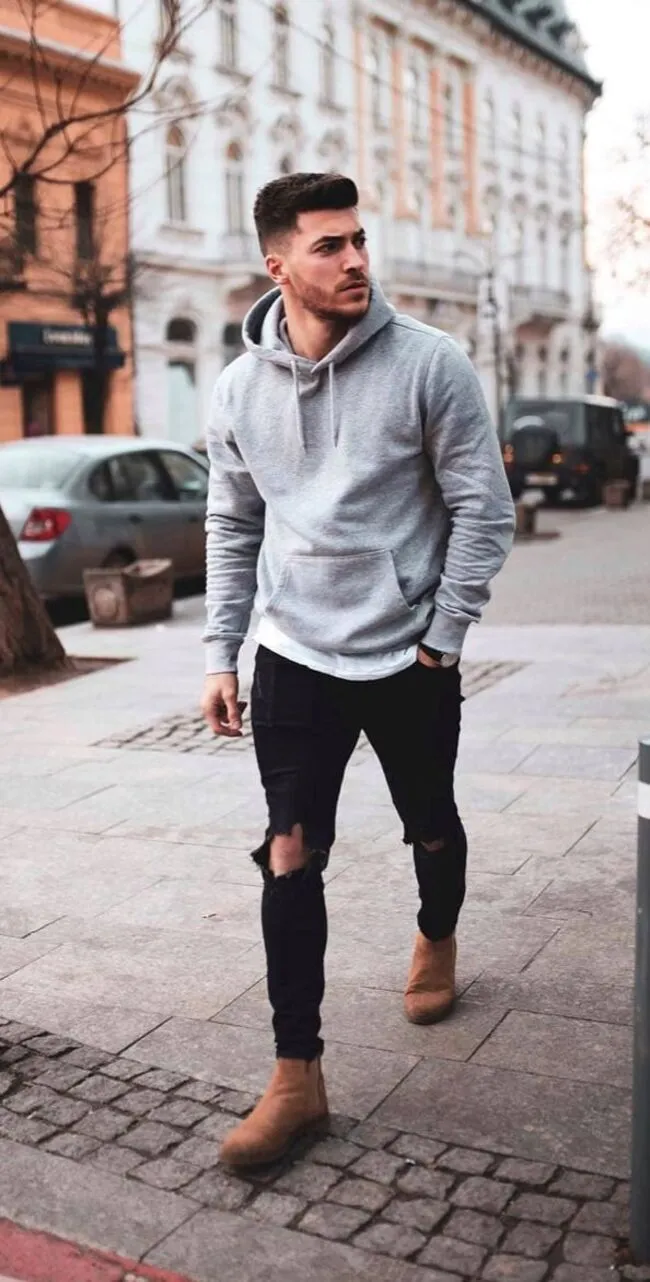Phối áo hoodie nam với quần jean đơn giản